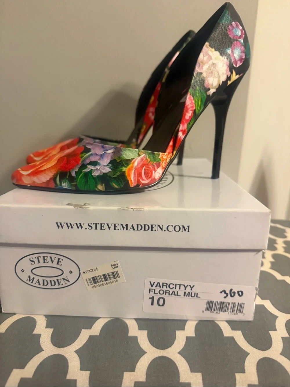 Steve Madden steve madden